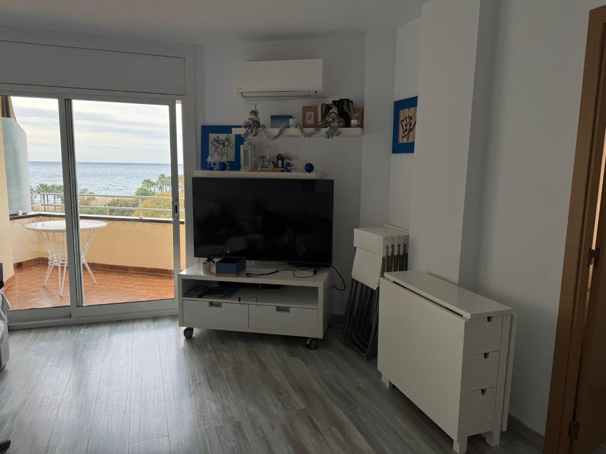Apart. Pineda De Mar-Sea And Mountains Views Esterno foto